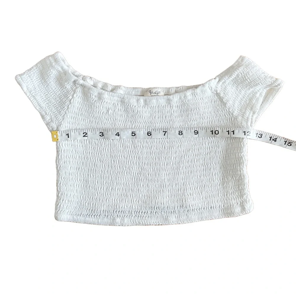 JOHN GALT / BRANDY MELVILLE Cropped Ruched Cap Sleeve Off the Shoulder T…